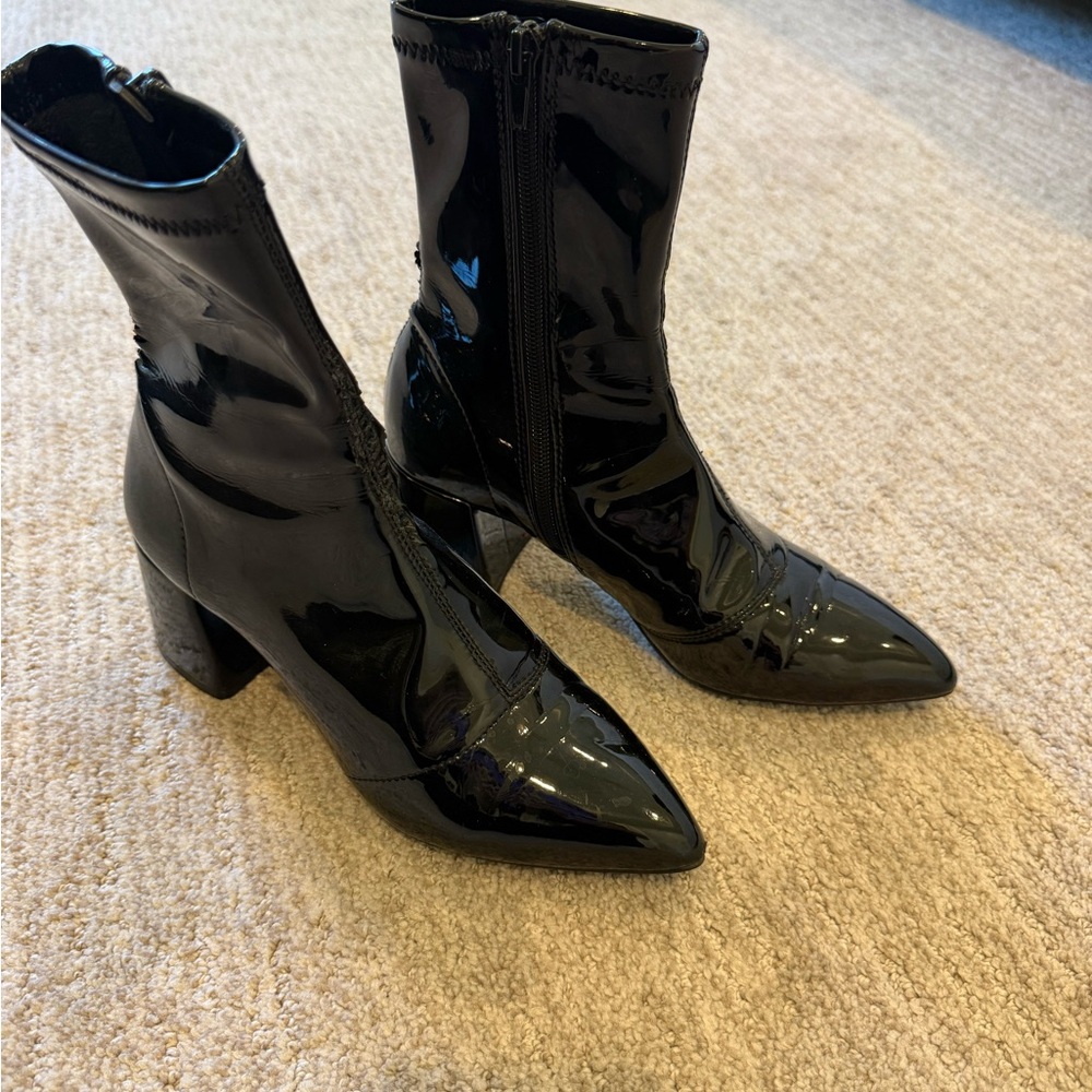 Steve Madden Black Patent Pointed Toe Mid-Heel Ankle Boots